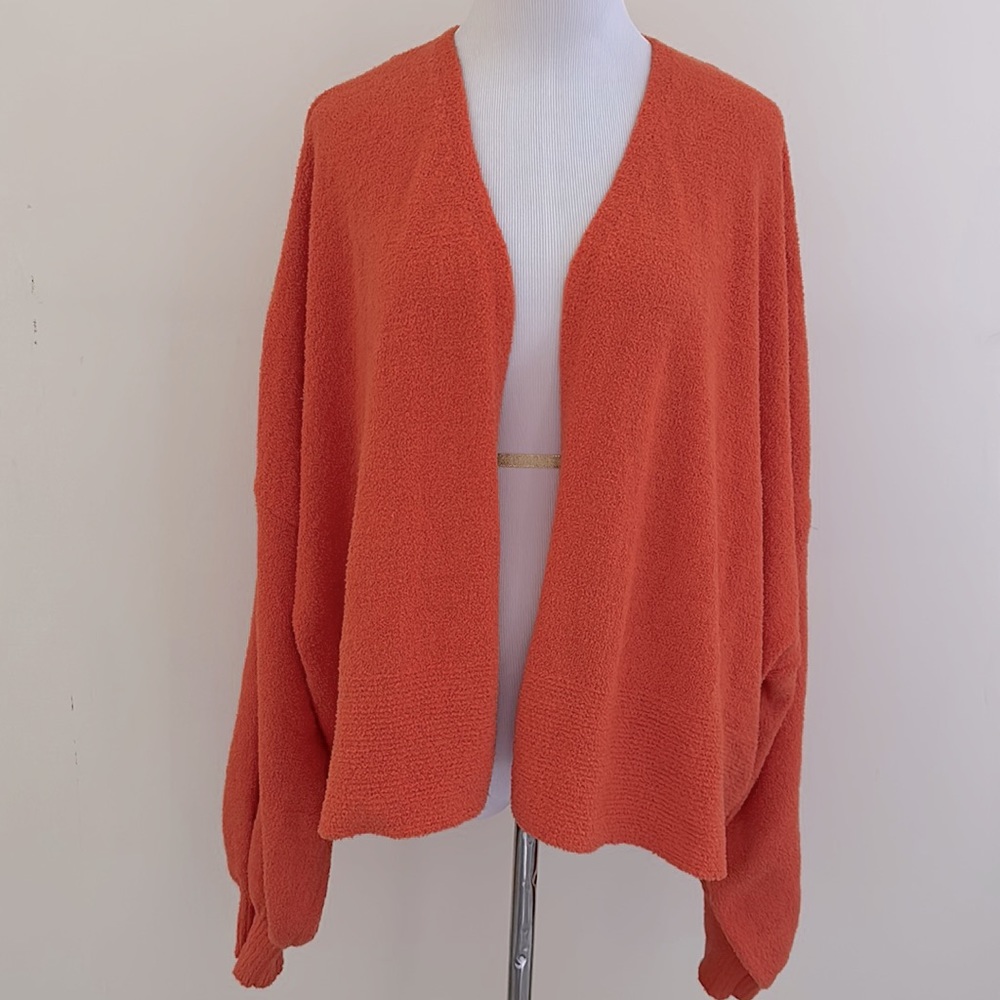 Davi & Dani || Letters From Home Orange Oversize … - image 4